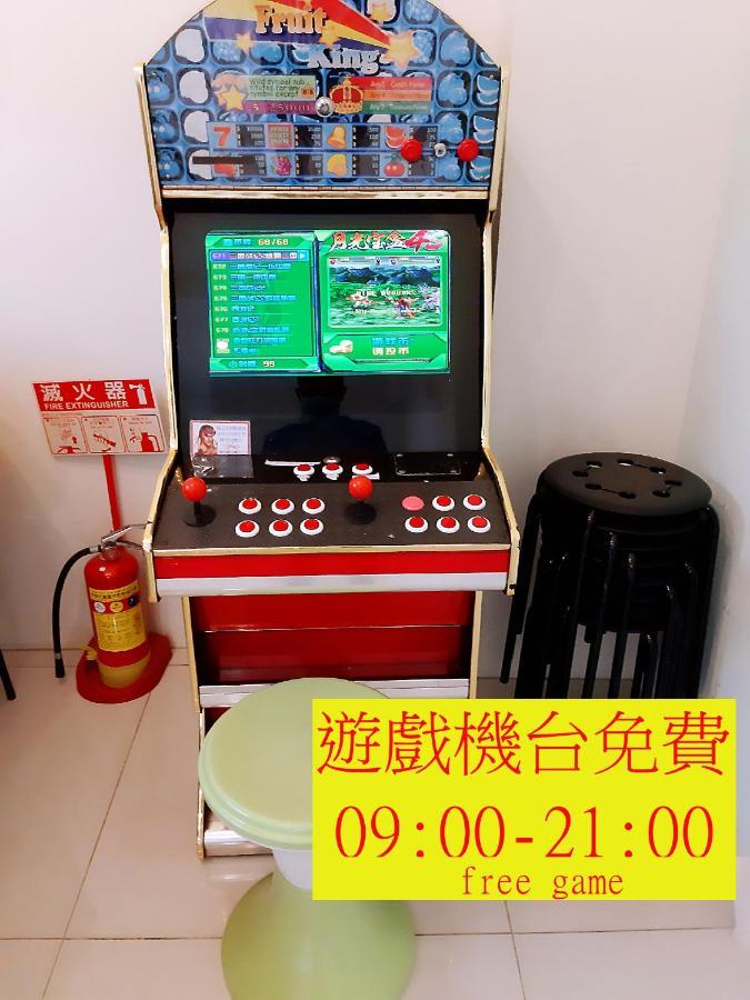 充電樁 羅東木村電梯民宿luodong Tree Bnb 雲朵朵二館 近週三清溝 免費洗衣機 烘衣機 星巴克咖啡豆 國旅卡特約店 Екстериор снимка